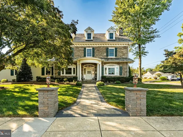 245 Rosedale Dr, Pottstown, PA 19464