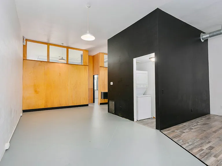 5240 S Tacoma Way — Photo 11