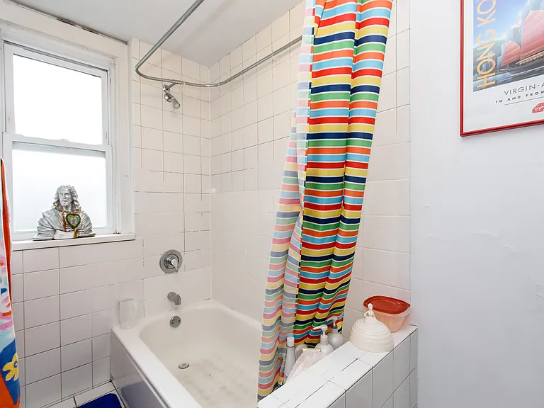 4843 N Oakley Ave #CH — Photo 6