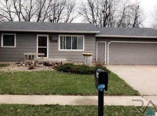5109 S Southwind Ave, Sioux Falls, SD 57106