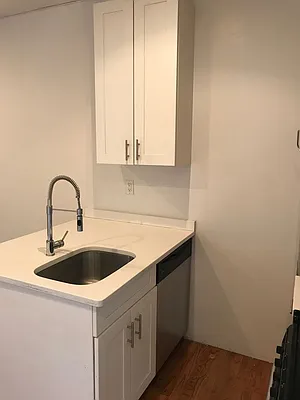 Rented by Sky Management | media 49