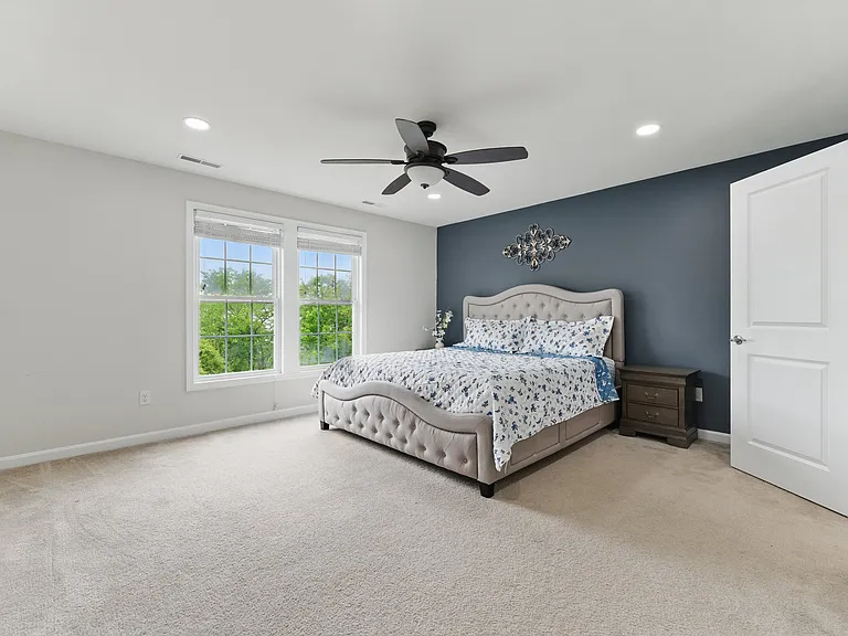 13 Wayside Dr — Photo 11
