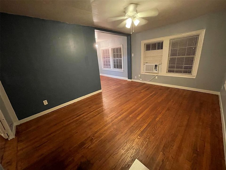 2402 Yoakum Blvd Houston, TX Zillow