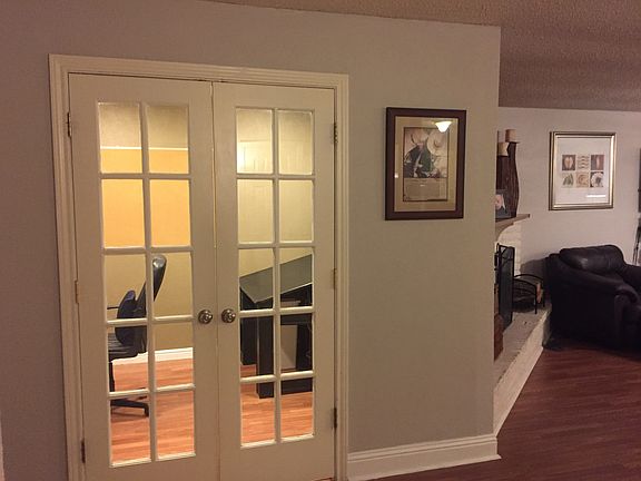 2nd image of 5349 Knox Dr
