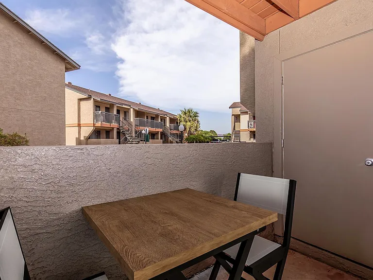 Tesoro Apartments — Photo 50