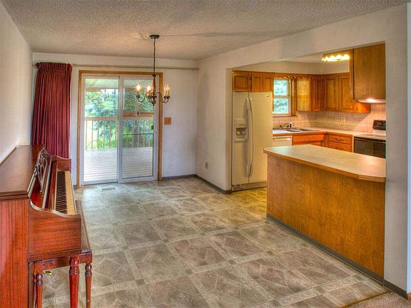 4th image of 14422 E 16th Ave