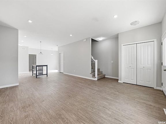 5th image of 532 J AVENUE N