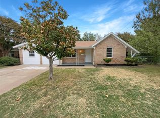 508 NW Tarrant Ave, Burleson, TX 76028