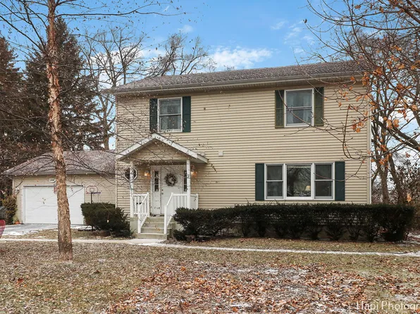 10066 W Paddock Ave, Beach Park, IL 60087