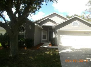 810 Straw Lake Dr, Brandon, FL 33510