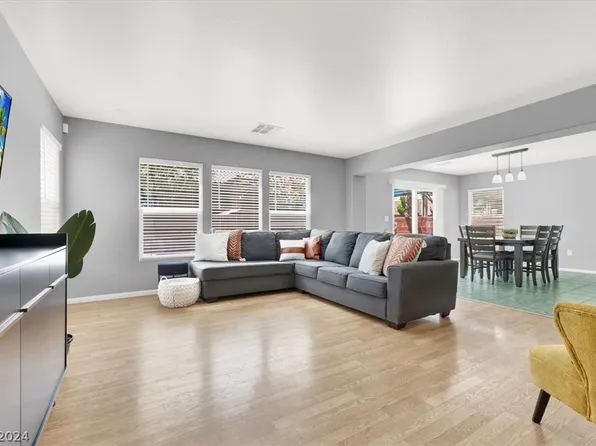 2617 Cedar Bird Dr, North Las Vegas, NV 89084