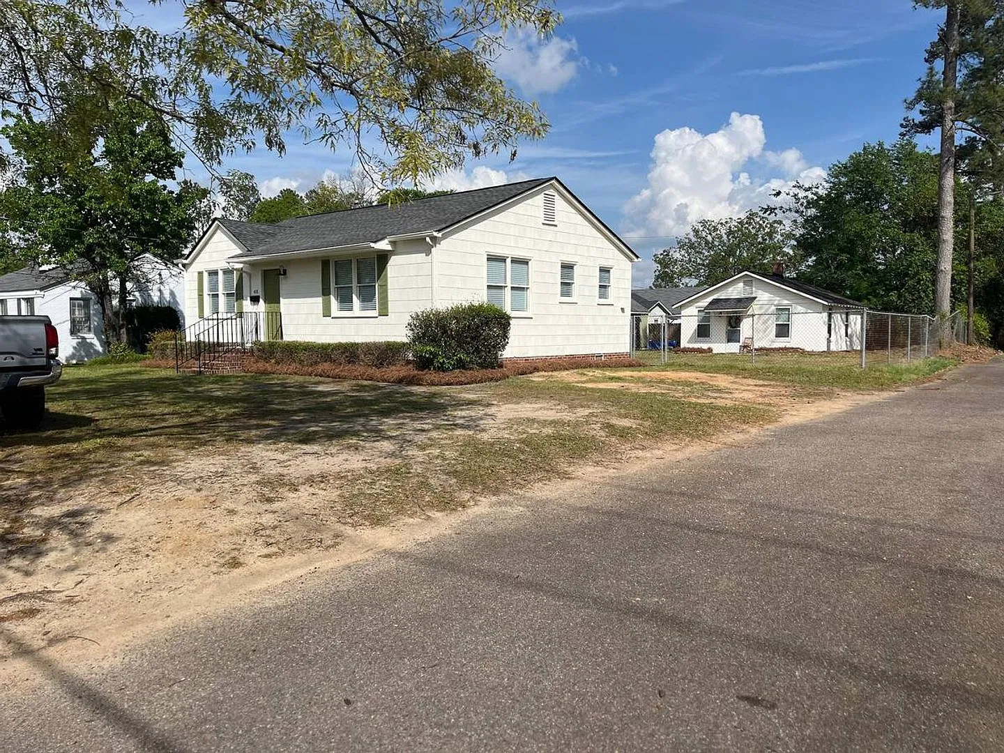 Elegant Downtown Augusta Cottage All Utilities Included — Photo 3