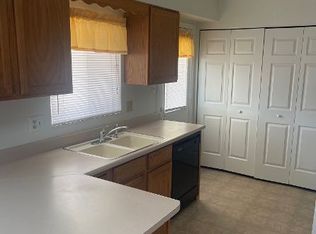 907 S Harmony Pl, Pueblo, CO 81007