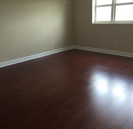 4th image of 15051 Royal Oaks Ln #120B