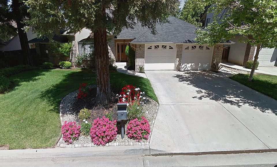 1st image of 584 E Woodhaven Ln