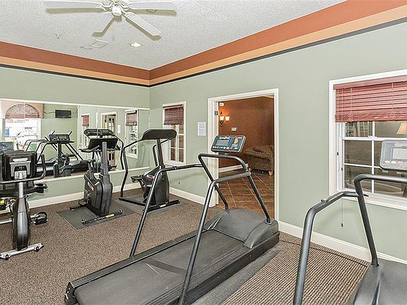 3rd image of 220 Fox Hollow Dr APT 211