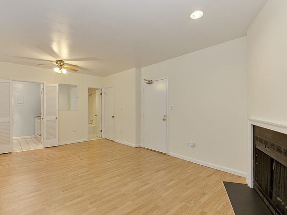 4th image of 2012 O St NW APT 25