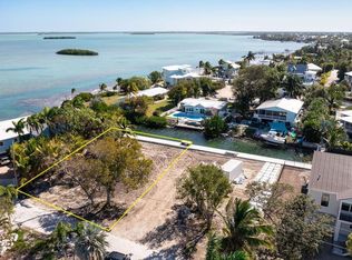 17230 Angelfish Ln, Sugarloaf Key, FL 33042