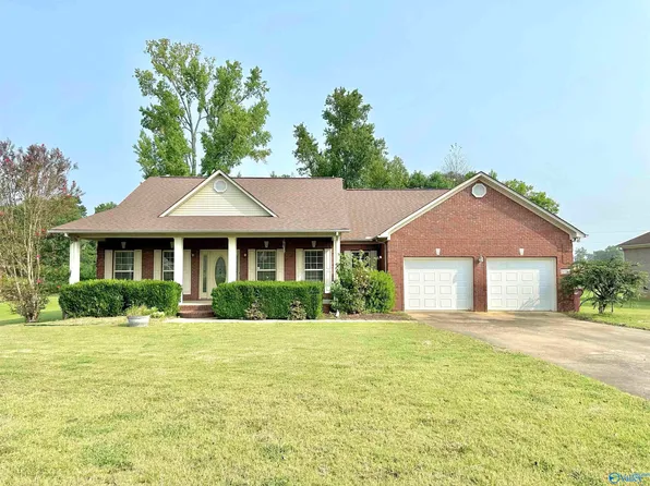17215 Eunice Ln, Athens, AL 35613