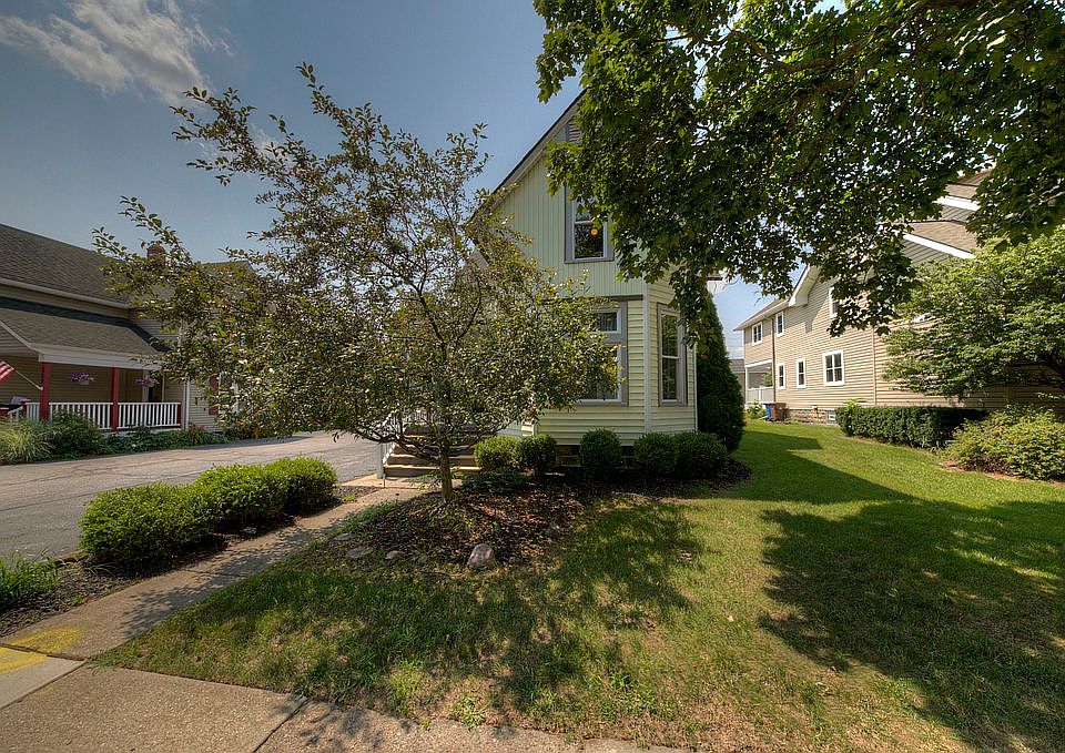 1st image of 845 N Mill St