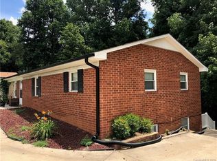 3952 Applewood Ln, Denver, NC 28037