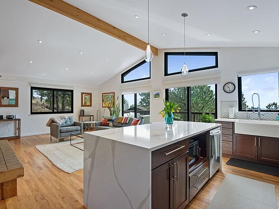 2nd image of 8394 Larkspur Rd