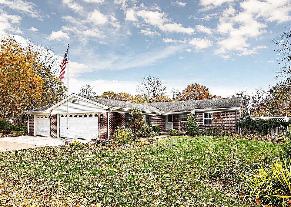 1st image of 11616 Robin Hood Dr
