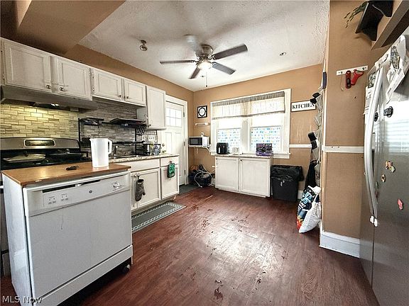 4th image of 3315 W 125th St