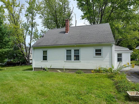 3rd image of 10 Westbrook Rd