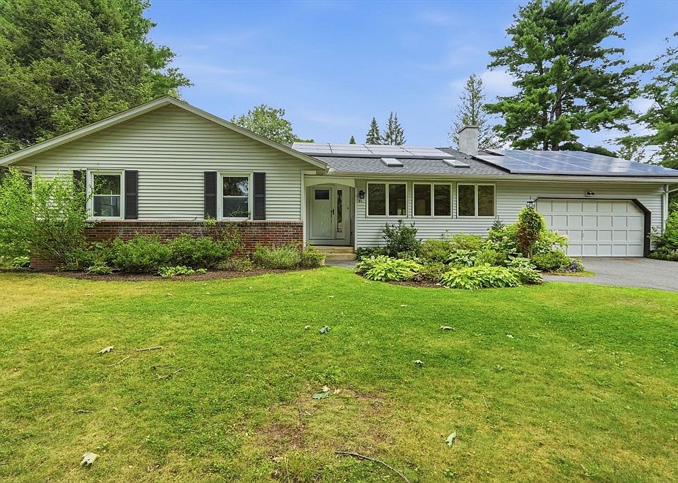 1st image of 31 Colonial Ct