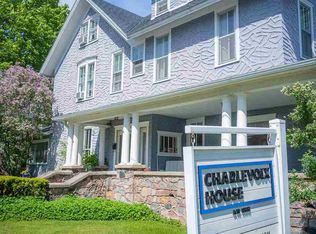 202 Michigan Ave, Charlevoix, MI 49720