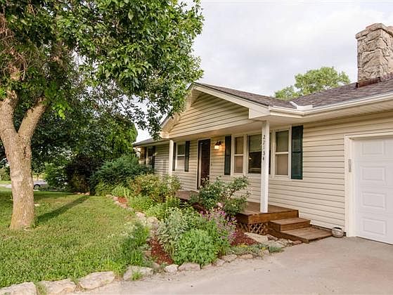 1st image of 22134 Lewis Blvd