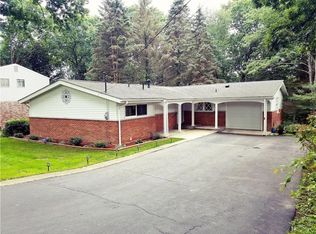 235 Teakwood Rd, Butler, PA 16001