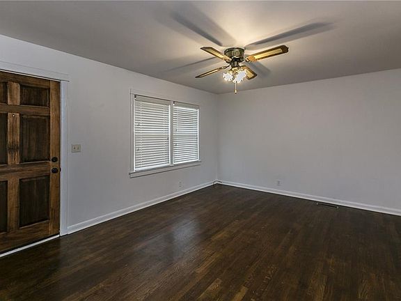 5th image of 1255 N Maxwell Dr