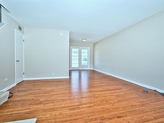 5th image of 1903 Willow Hill Ct #1903