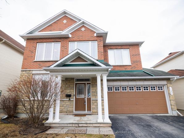 120 Tapestry Dr, Ottawa, ON K2J 0H3