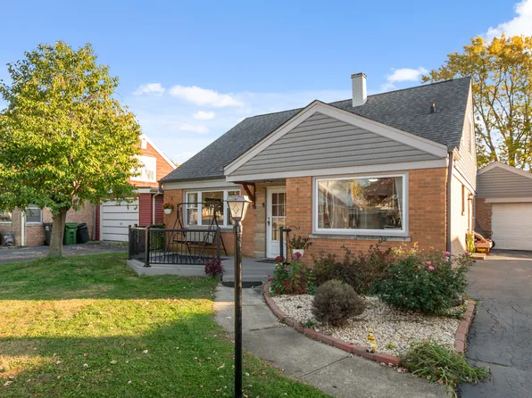 4045 Stillwell Pl, Oak Lawn, IL 60453