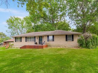 801 SE 13th St, Oak Grove, MO 64075