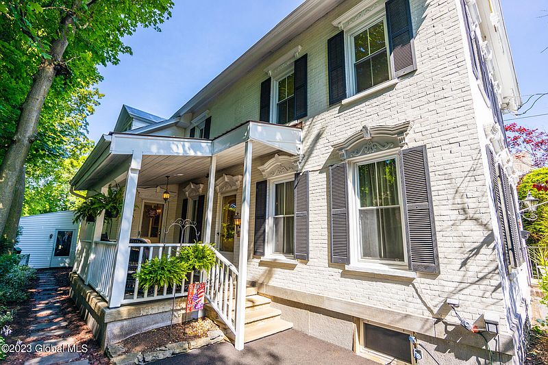 2nd image of 200 Ridge Street