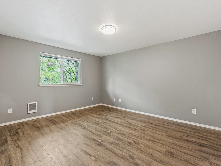 4028 S Lawrence St #G — Photo 11