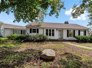 1420 Mississippi River Blvd S, Saint Paul, MN 55116