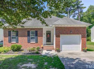 903 Willowedge Ct, Knightdale, NC 27545