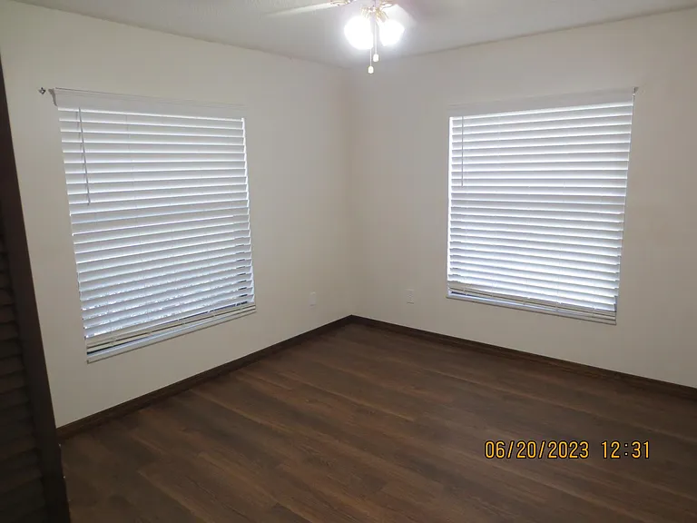 2002 Sycamore Ln — Photo 19