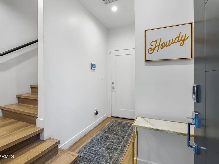 4220 N 32nd St #32 — Photo 9