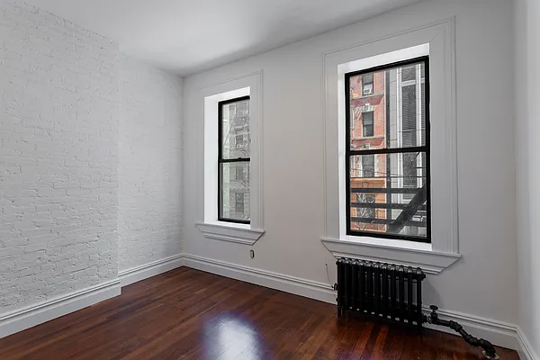 Rented by Bond New York | media 16