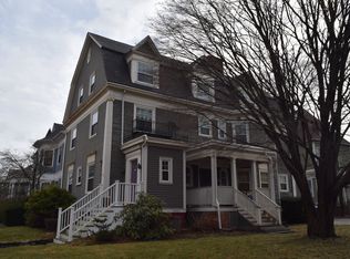 289 Angell St APT 1, Providence, RI 02906