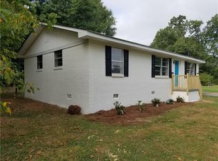 327 Baker Cir, Calhoun, GA 30701