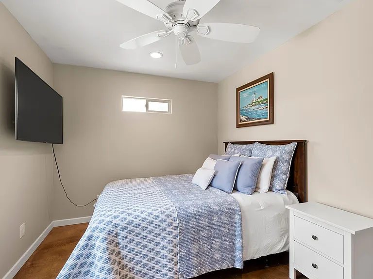 802 1/2 Stevens Ave — Photo 16