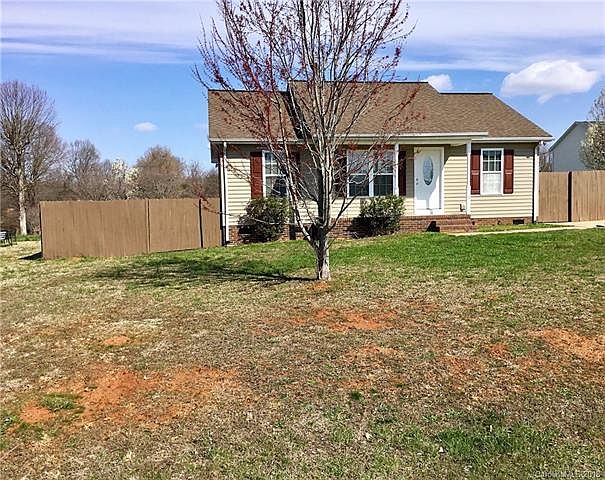 1st image of 2115 Old Salem Ln