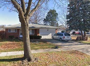 28414 Wexford Dr, Warren, MI